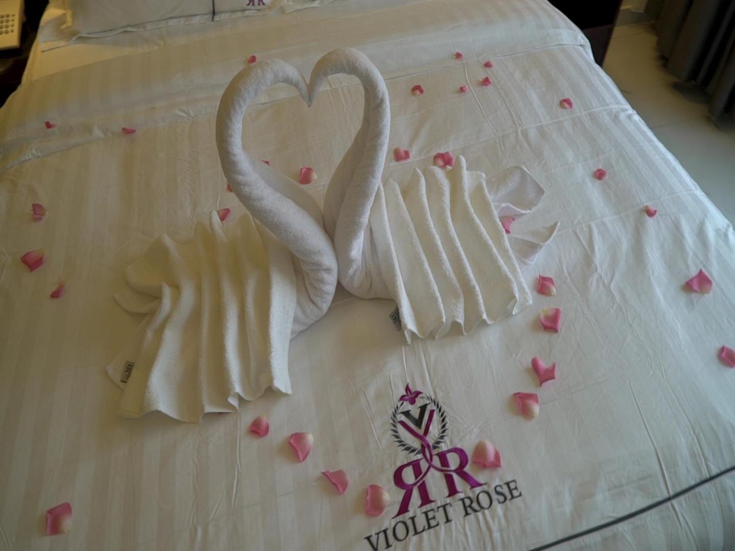 Violet Rose Aprit Hotel Jeddah Exterior photo